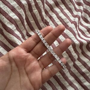 White gold Plated  Cubic Zirconia Classic Tennis Bracelet 7”